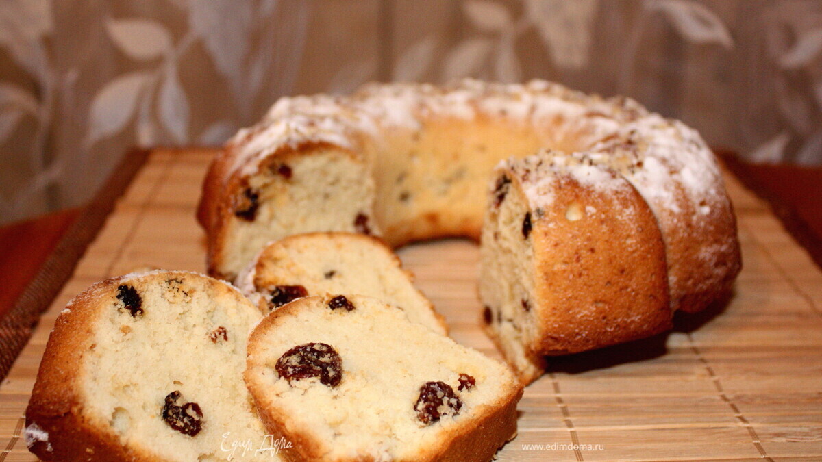 Кекс с изюмом и сгущенным молоком