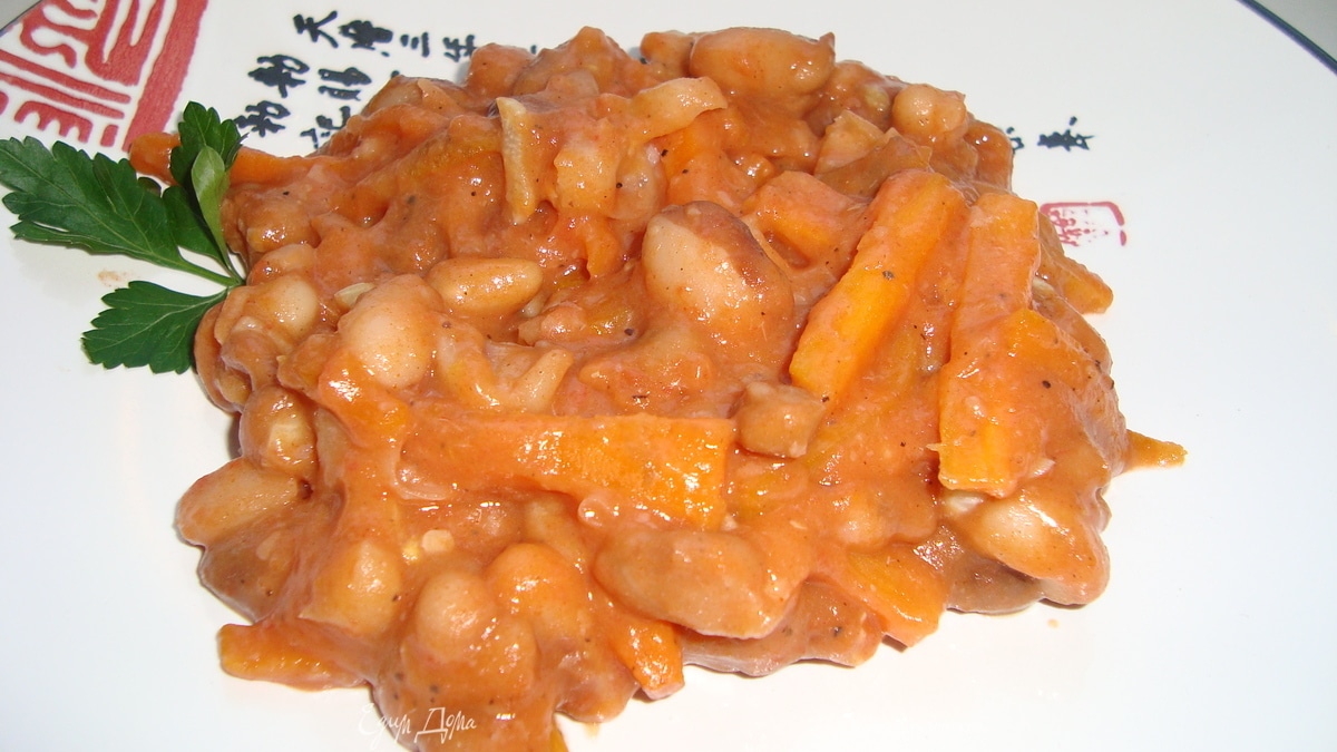 Сладкая фасоль в томатном соусе