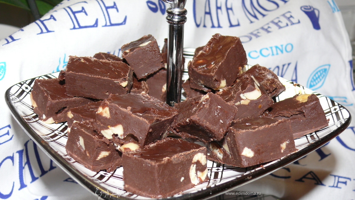 Fudge с орехами и апельсиновой цедрой