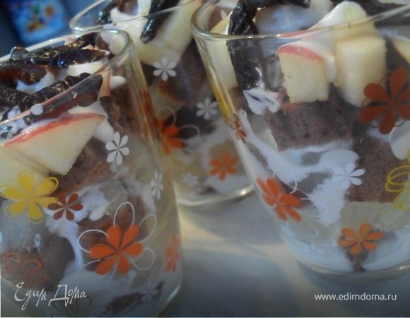 Фруктово-бисквитный десерт Фруктово-бисквитный десерт