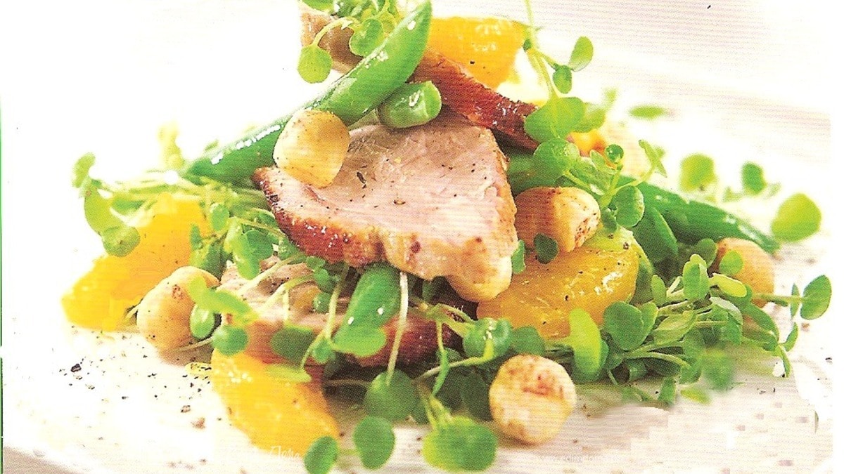 Утка с Мандариновым Салатом