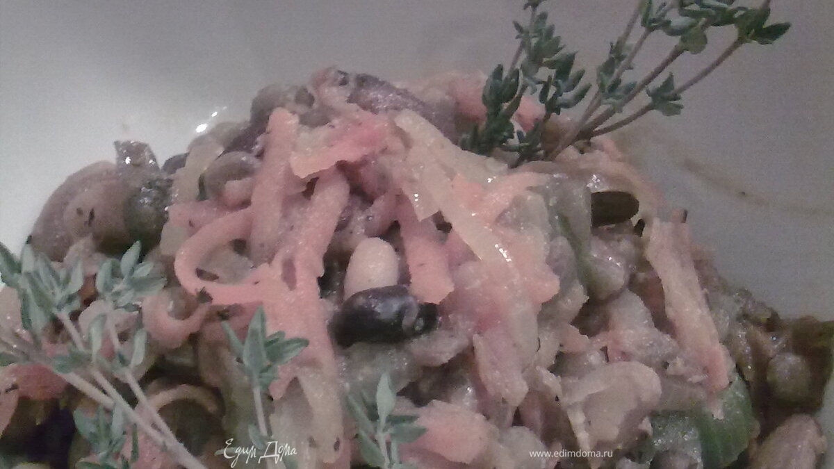 Бобы с карри и чабрецом