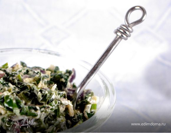 Шпинат со сметаной и чесноком