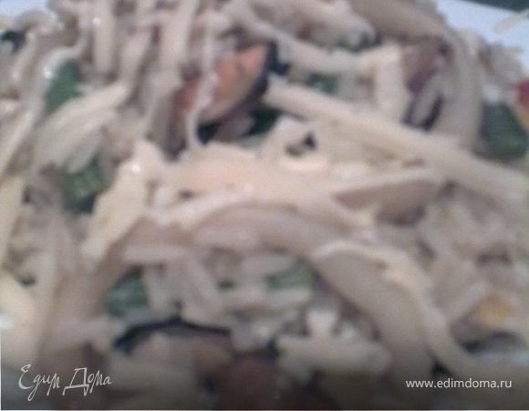 Рис с мидиями, кальмаром и зеленой фасолью