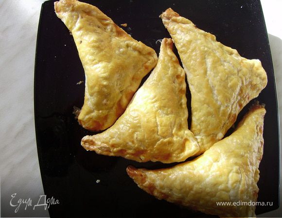 Слоенные треугольники "Сюрприз" Слоенные треугольники "Сюрприз"