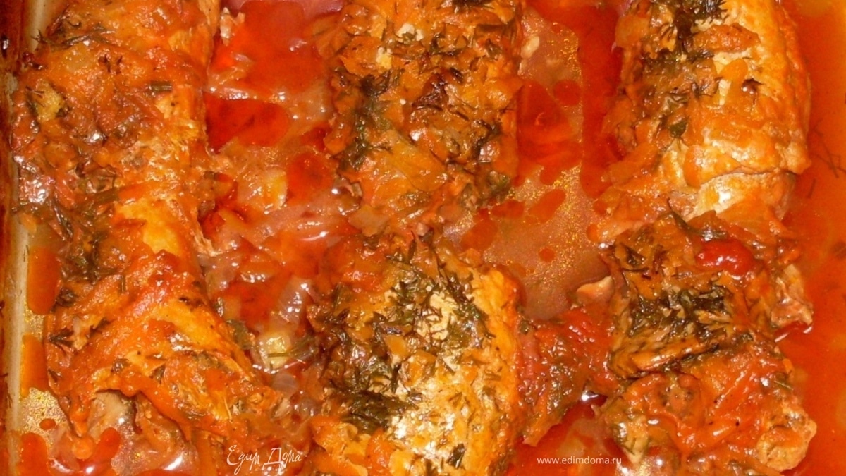 Рулетики из свинины в томатном соусе