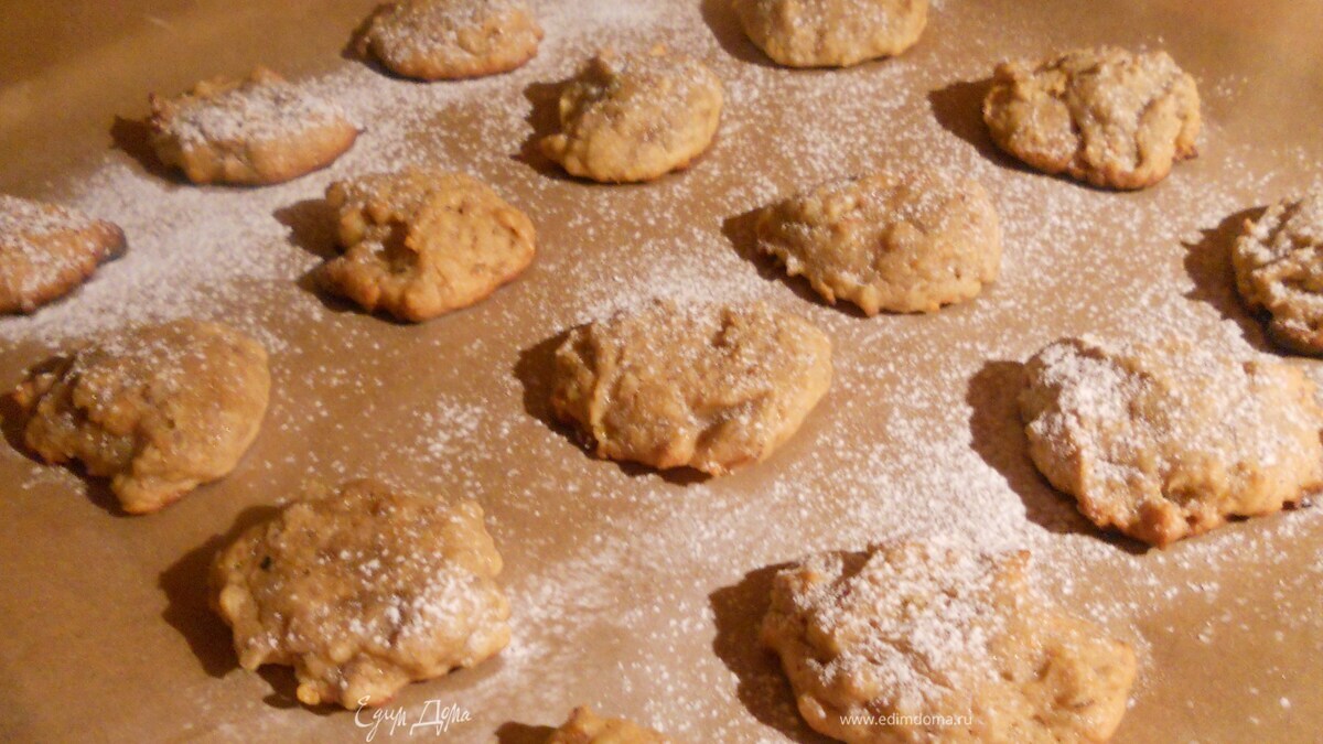 Печенье с хурмой и грецкими орехами