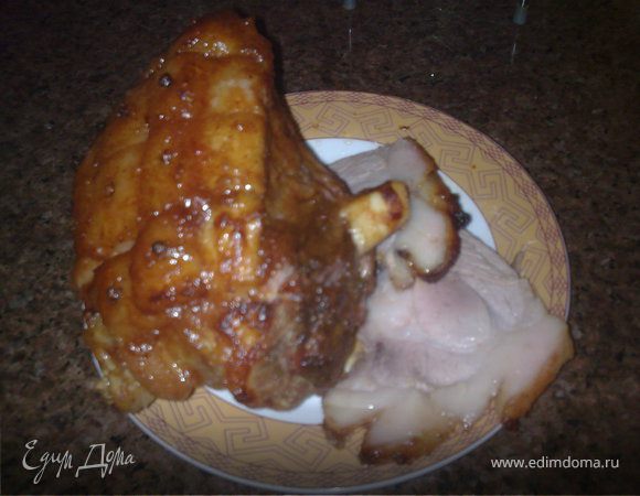 Окорок в апельсиново-медовой глазури Окорок в апельсиново-медовой глазури