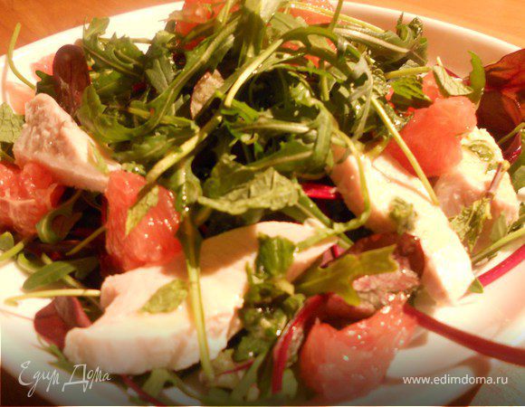 Салат с куриным филе, грейпфрутом и мятой Салат с куриным филе, грейпфрутом и мятой