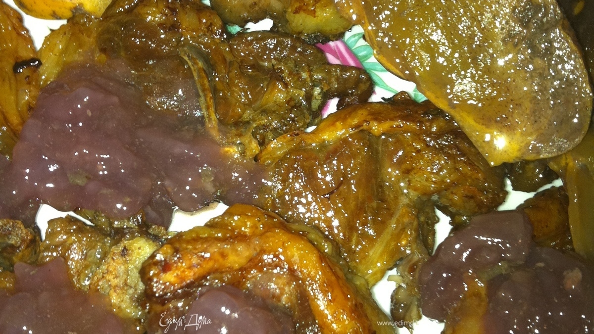 Баранья корейка с фруктами