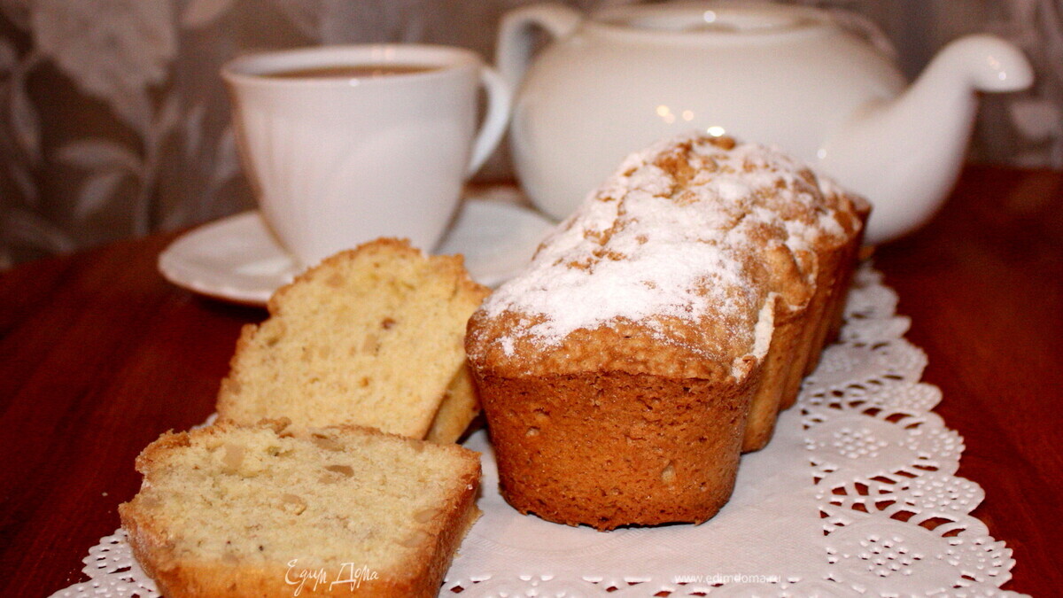 Очень простой ореховый кекс