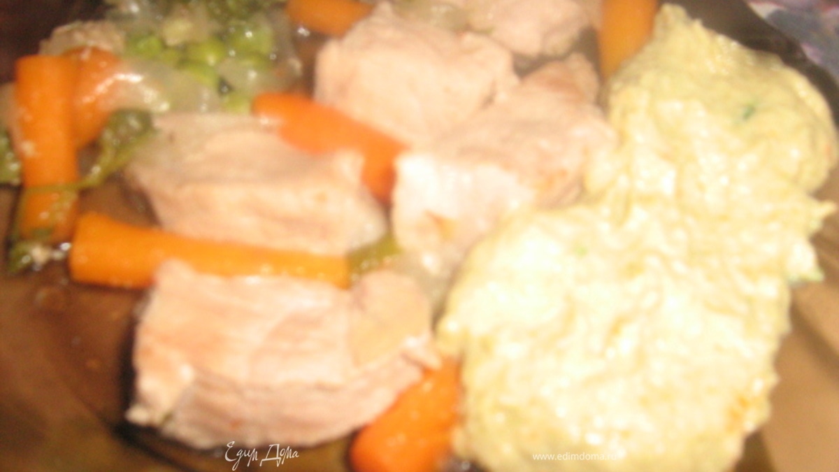 Томленая телятина с острым пюре из брокколи