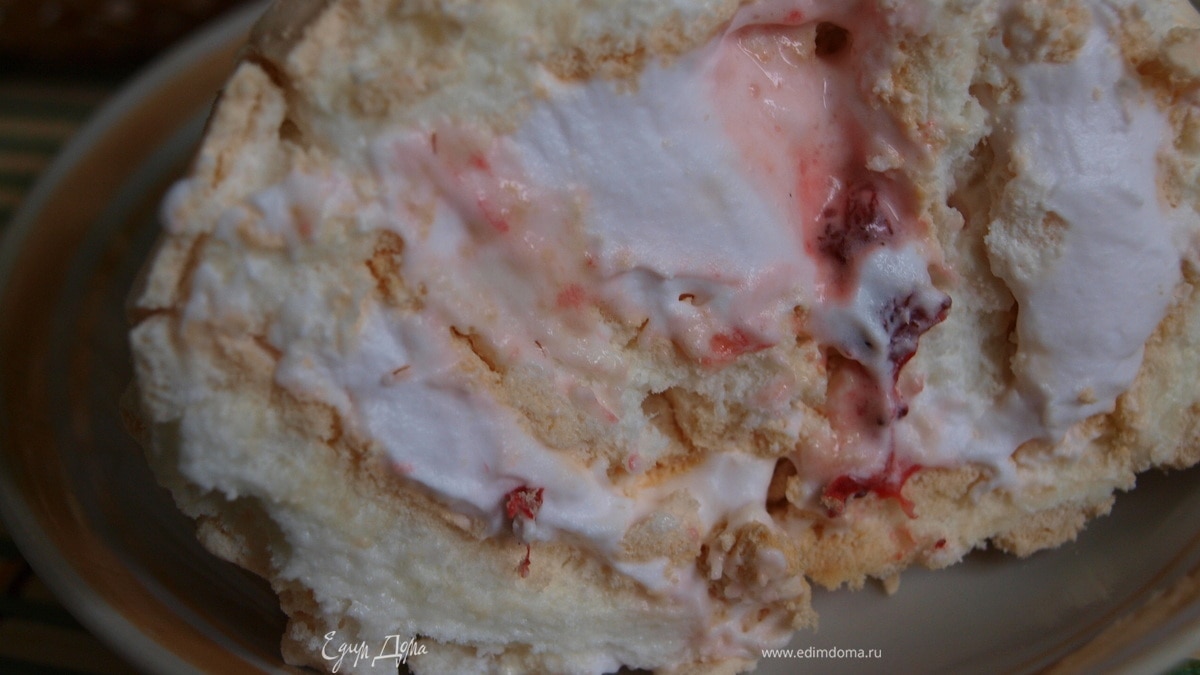 Меренговый рулет