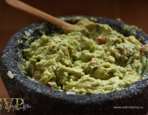 Гвaкaмоле c чипсами