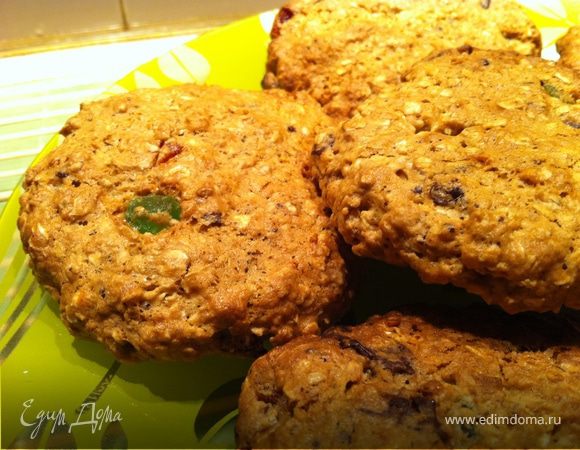 Шоколадно-вишневое овсяное печенье Шоколадно-вишневое овсяное печенье