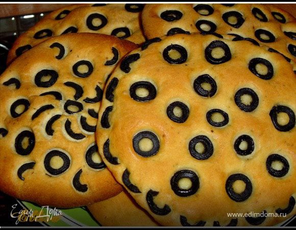 Фокачча с маслинами