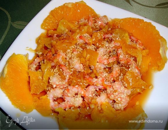 Салат с креветками в кунжутном семени