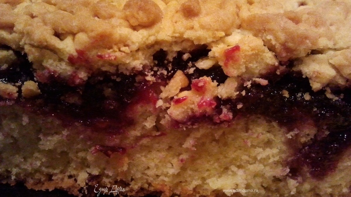 Бабусин пирог (укр. Бабусин пиріг)