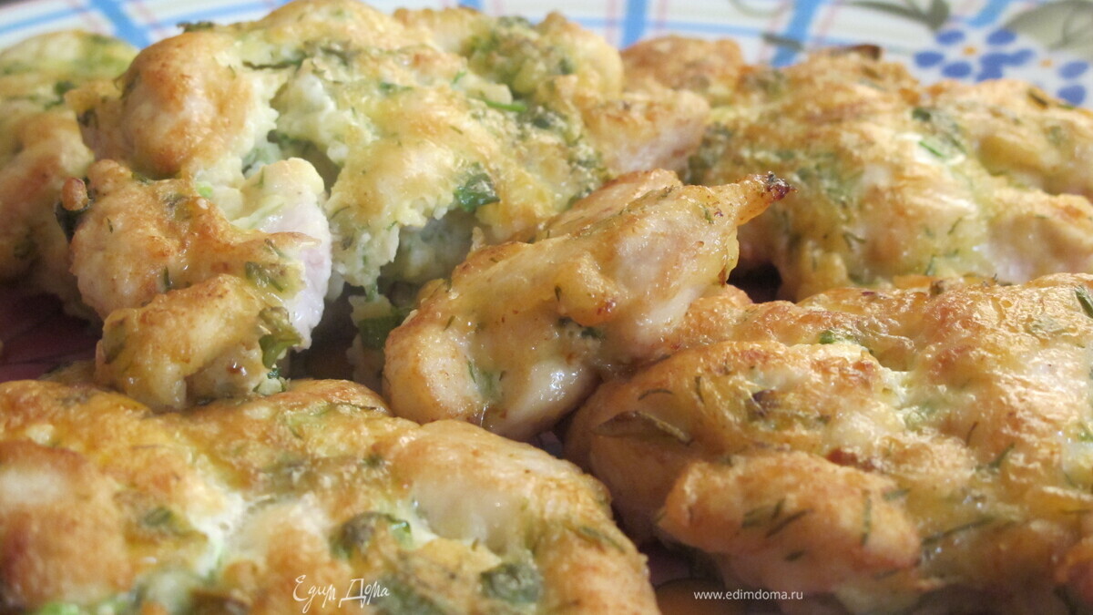 Рубленные куриные котлеты с пармезаном