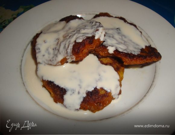 Оладушки с соусом Оладушки с соусом