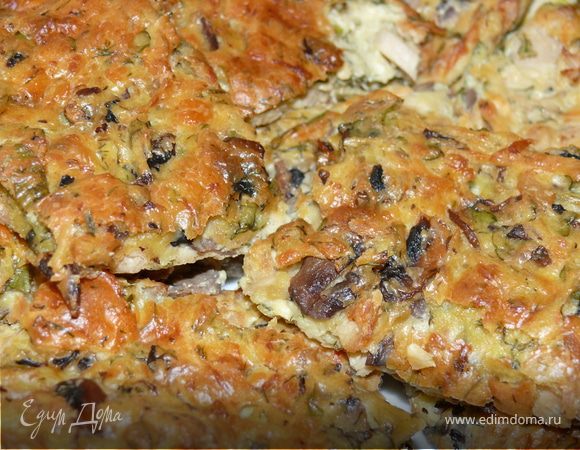 Закусочный заварной пирог с грибами и курицей