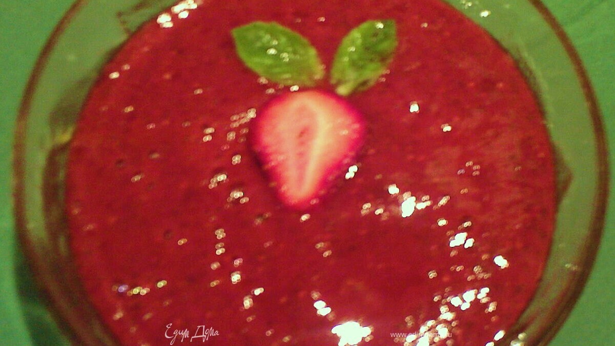 Освежающий клубничный десерт