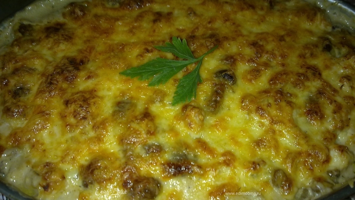 Запеканка из куриной грудки и опят