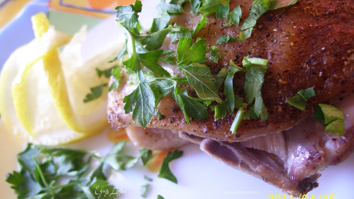 Курица с прованскими травами и лимоном