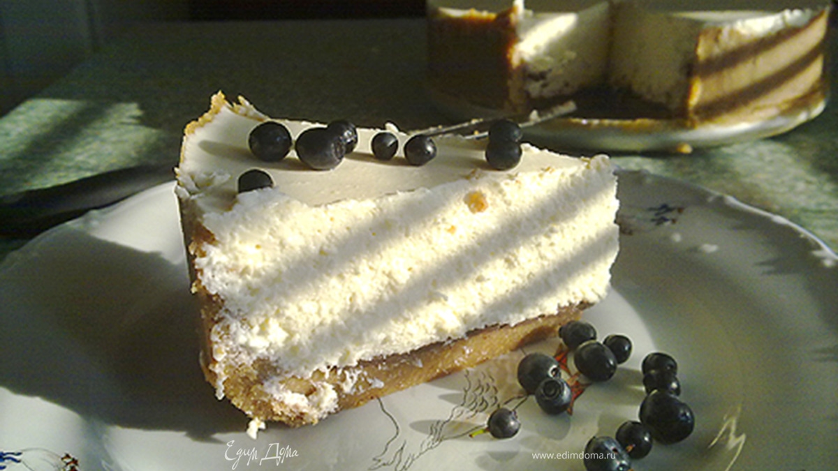 Воздушный творожный торт с шоколадом