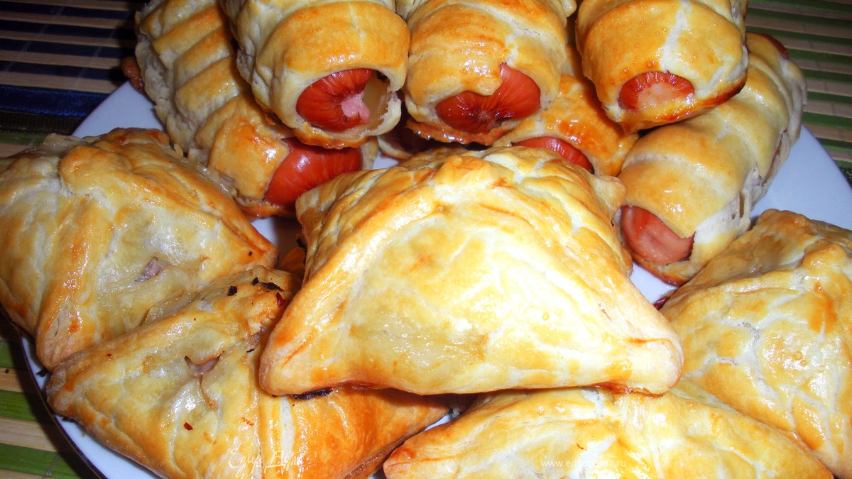 Сосиски в тесте и мясные конвертики на скорую руку