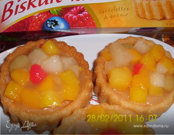 Тартелетки с фруктами.