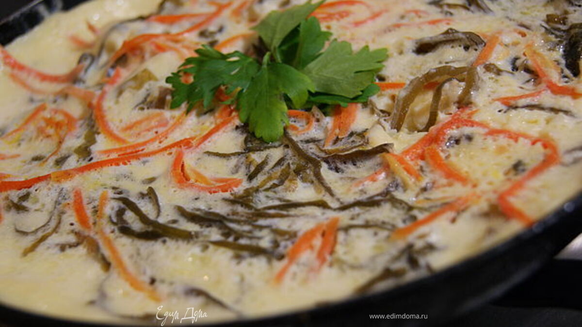 Омлет с морской капустой и морковью по-корейски