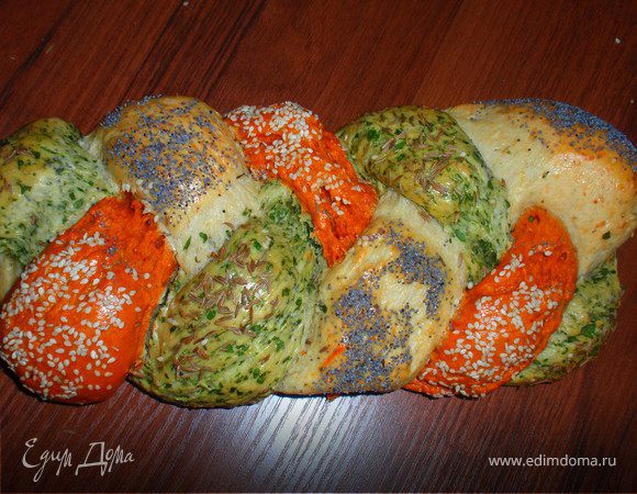 Трехцветная Хала