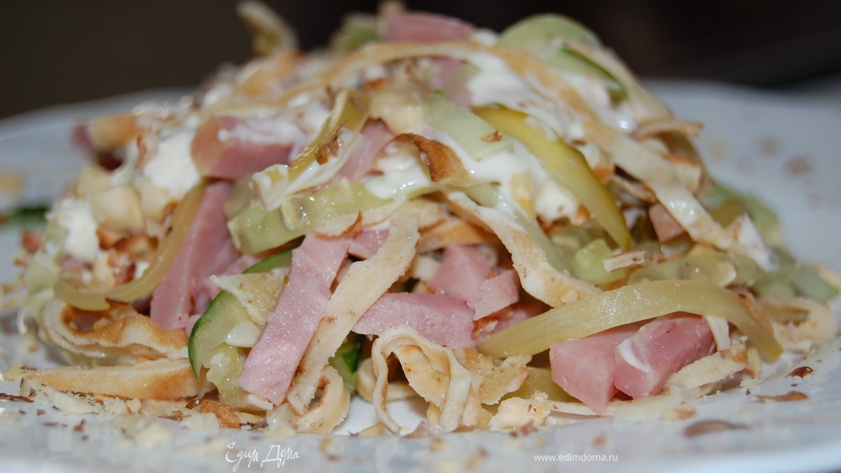 Блинный салат (масленица на дворе):))))