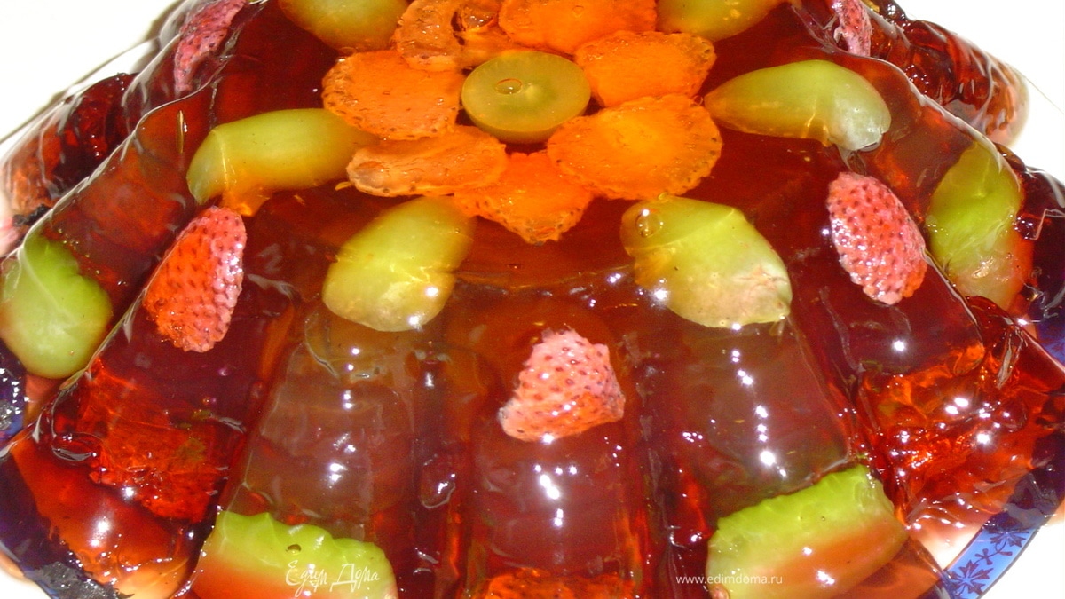 Слоеный желейный тортик с ягодами