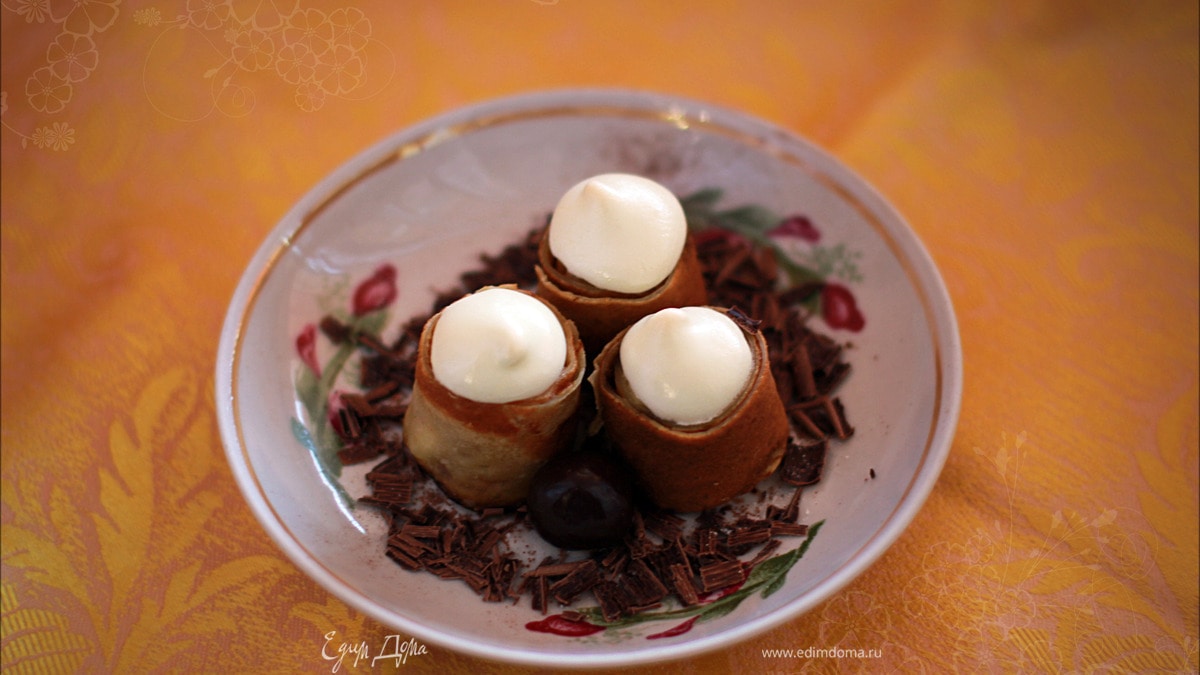 Масленица: Блины  с яблочками под «Безе»