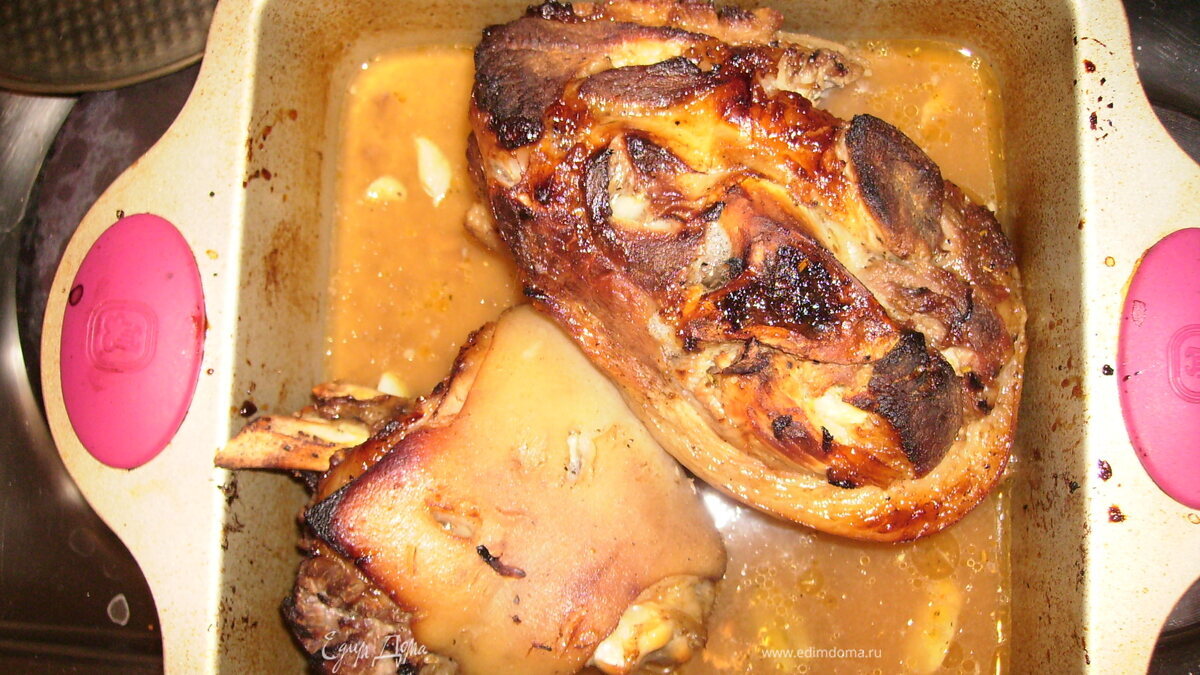 Запеченная рулька