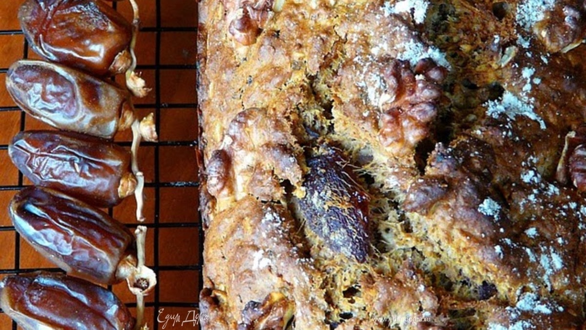 Финиковый хлеб на завтрак