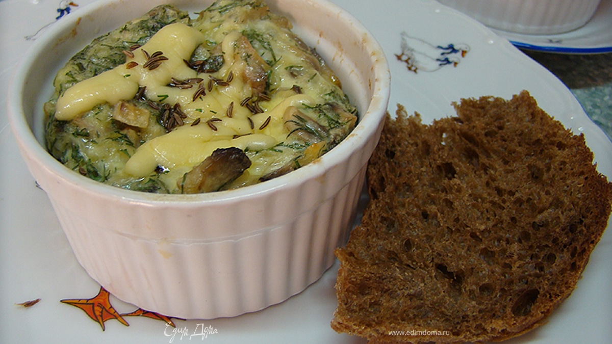 Омлет с зеленью и грибами. 