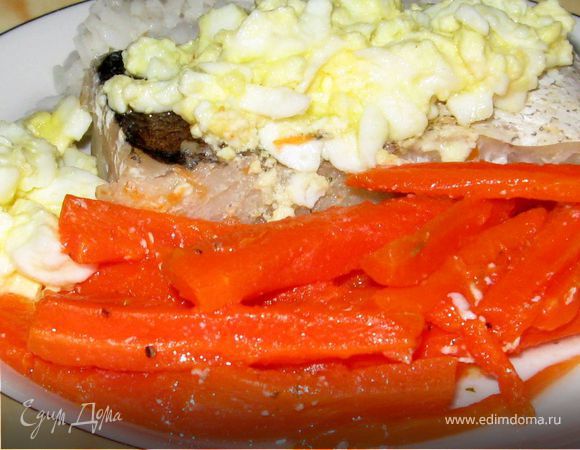 Отварная рыба под сливочно-яичным соусом