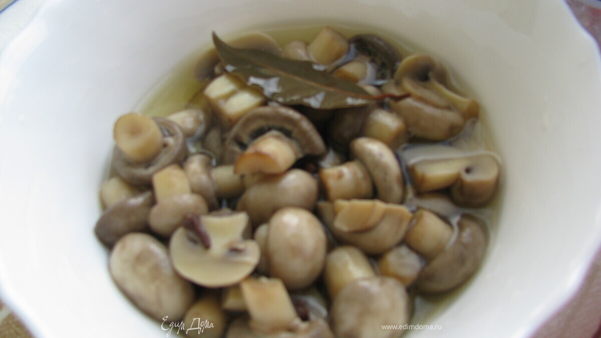 Маринованные шампиньоны
