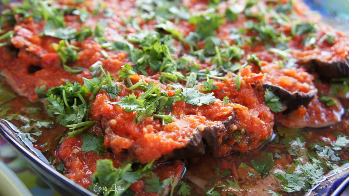 Закуска из баклажан, помидоров и перца