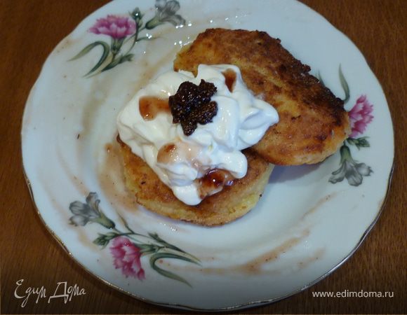 Сырники с яблоком и морковью Сырники с яблоком и морковью