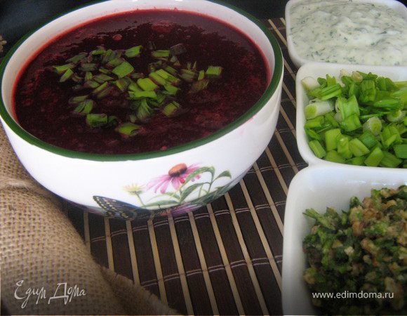 Острый свекольный суп с имбирём Острый свекольный суп с имбирём