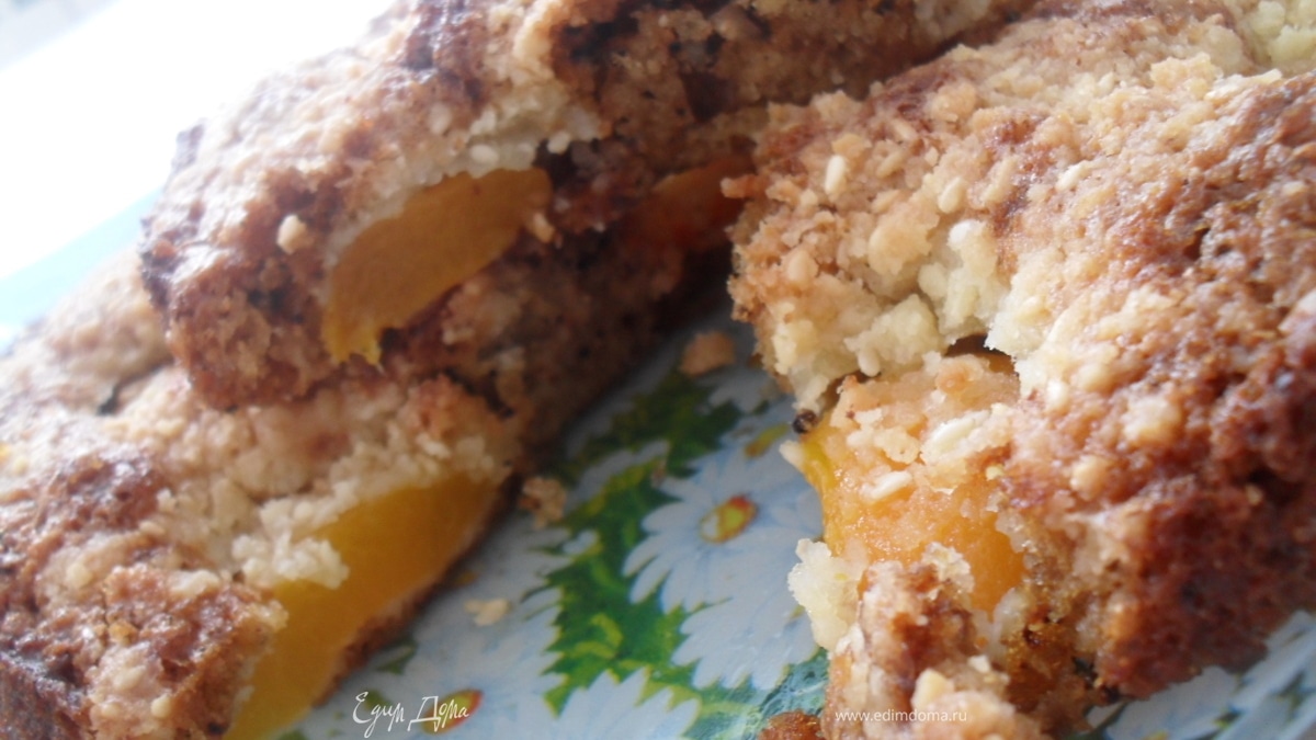 Абрикосовый пирог со штрейзелем