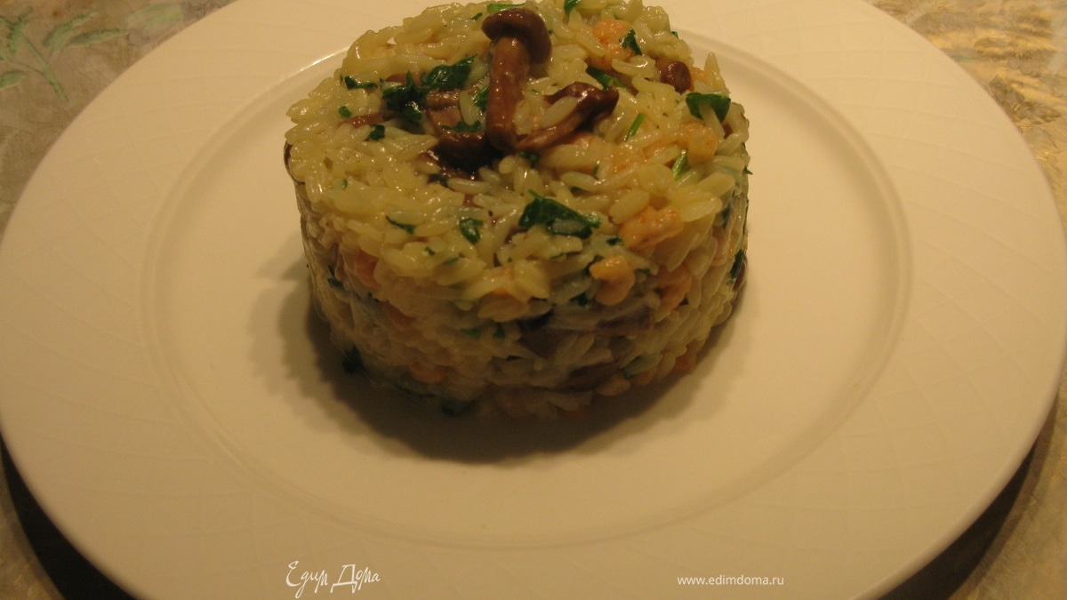 Зеленое ризотто с опятами и креветками