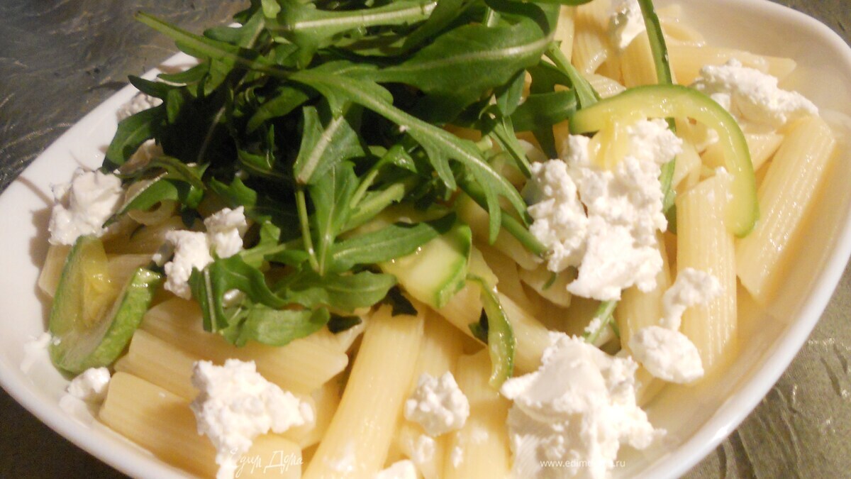 Паста с цукини и фетой