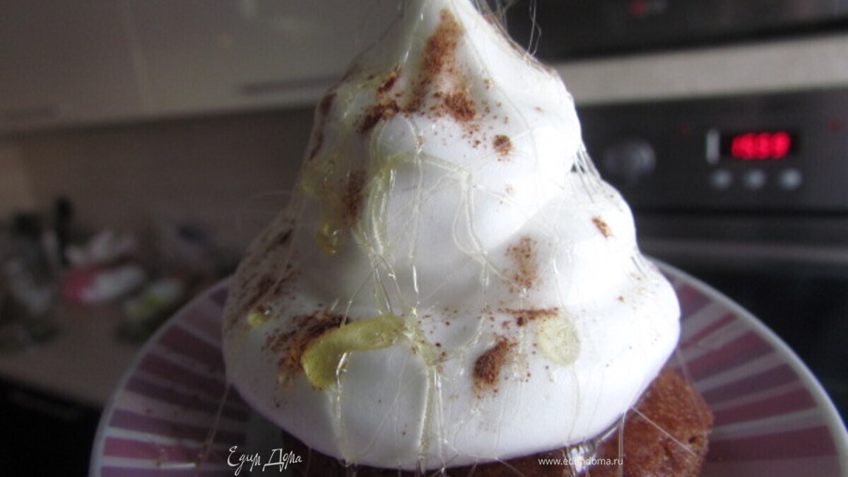 Пирожное с кремом.