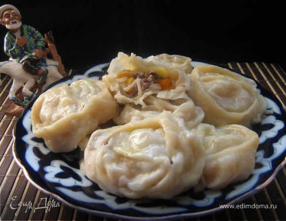 Манты с бараниной и тыквой