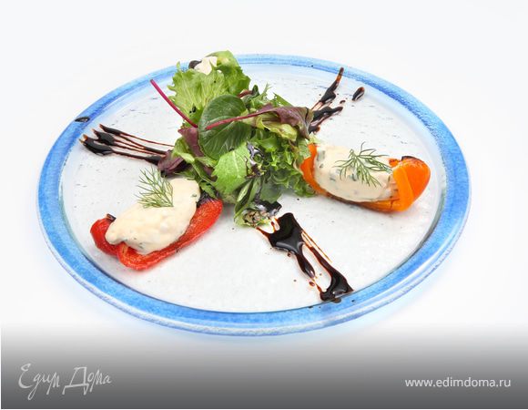 Печеный сладкий перец с сырными кнелями